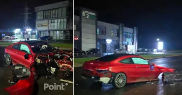 У Mercedes оторвало двигатель после удара о столб на выезде из Кишинёва