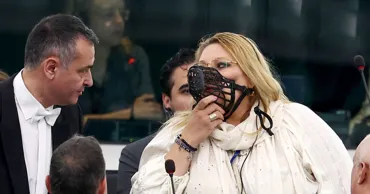 В Европарламенте начали обсуждать снятие иммунитета с Дианы Шошоакэ