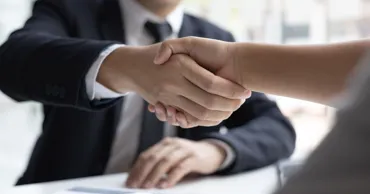 Peste 13.000 de locuri de muncă vacante: În ce domenii cererea rămâne ridicată