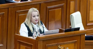 Caraman: Atât timp cât nu recunoașteți că moldoveneasca este limba maternă, nu o voi vorbi