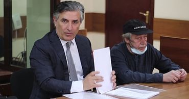 Адвокат прокомментировал кадры первых минут ДТП с участием Ефремова.