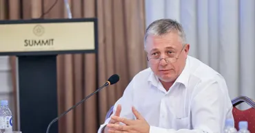 Un istoric îl acuză pe ministrul Educației de o abordare ambiguă a Holocaustului