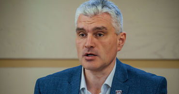 Вице-председатель парламента Александр Слусарь.
