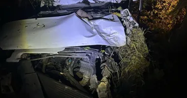 В Глодянском районе автомобиль врезался в дерево: водитель погиб на месте