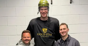 Un jucător din Moldova cu o înălțime de 2,16 m, selectat în cadrul draftului NHL de către clubul San Jose