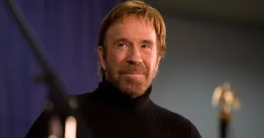 Chuck Norris a fost internat într-un spital din Hawaii