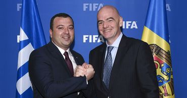 Председатель Федерации футбола Молдовы встретился с президентом ФИФА.