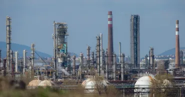 Шесть стран Евросоюза требуют обложить налогом сверхдоходы нефтяных компаний