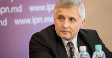 Fost viceministru al Justiției: Schimbarea premierului nu va rezolva problemele țării