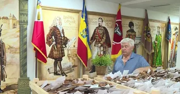 Colecționarul Petru Costin pregătește un nou record Guinness cu 17.000 de potcoave