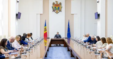 Премьер-министр обсудил с международными партнерами приоритеты работы правительства