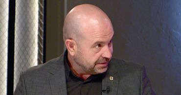 Депутат от Партии действия и солидарности Владимир Боля.