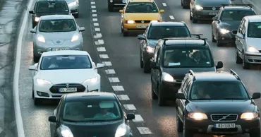 Vânzările de mașini electrice în UE au crescut cu aproape 50% în martie pe fondul războiului cu Iranul