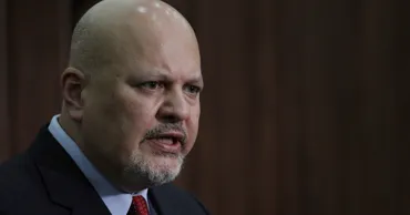 Хан намерен оспорить решение об отстранении поста прокурора МУС