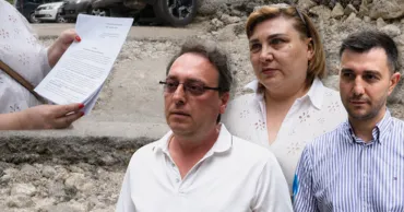 Drum plin de gropi la Bălți. Locuitorii se oferă să-l repare singuri
