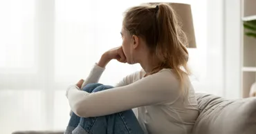 De ce unii oameni preferă să fie singuri și ce spune știința despre ei