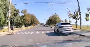 В Кишиневе наказали водителя, который не пропустил пешехода