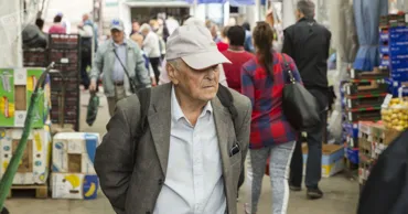 Власти пока не планируют менять пенсионный возраст на фоне демографического кризиса