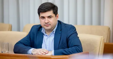 Кожухарь объяснил, почему после заявления об отставке продолжает руководить АПС