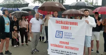 Lucrările de pe strada Bucovina 3 continuă în pofida suspendării autorizațiilor