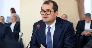 Тофан: Электрики будут зарабатывать больше юристов и экономистов