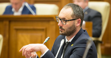 Депутат ПДС Сергей Литвиненко.