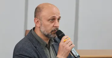 Павалой: Учителя доходят до выгорания, так как вынуждены работать на полторы ставки