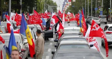 Участникам автопробега 9 мая в Кишиневе пришли &#34;письма счастья&#34; со штрафами