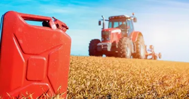 Рост цен на дизельное топливо осложняет работу аграриев, приступивших к работам