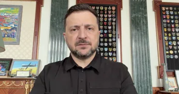 Зеленский: РФ неслучайно устроила массированную атаку во время визита Трампа в Китай