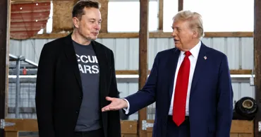 Трамп позвонил Маску и попросил снять ограничения Starlink для Украины