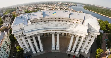 Здание МИД Украины получило повреждения в результате российской атаки