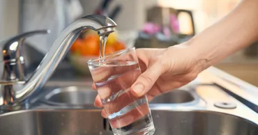 Apă pentru 95% din populație și canalizare pentru 65%: Planul Guvernului până în 2030