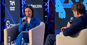 Санду о закрытии посольства Молдовы в России: Пока решено оставить все как есть