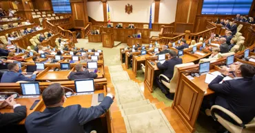 Patru partide ar accede în Parlament dacă duminica viitoare ar avea loc alegeri