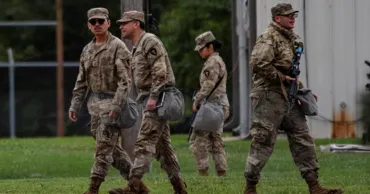 Нацгвардия США начала охранять федеральные объекты в Чикаго