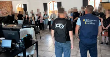 В Украине приняли закон против «мошеннических» кол-центров