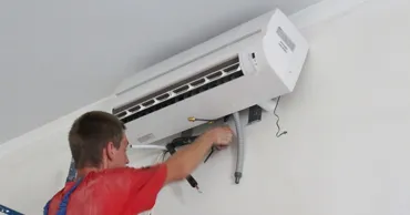 Efectele caniculei: Rând de săptămâni la instalarea aparatelor de aer condiționat