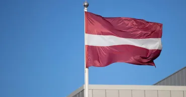 Латвия начнет отбирать ВНЖ за систематические правонарушения