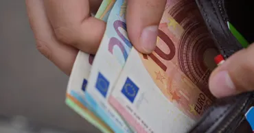 Стоимость труда в ЕС выросла до 34,9 евро в час: Молдова отстаёт почти в восемь раз