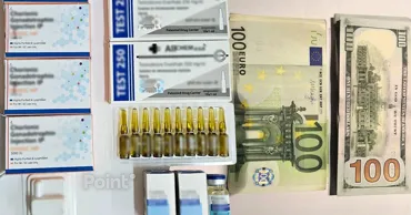 В аэропорту Кишинева изъяли незадекларированную валюту и анаболики в посылке
