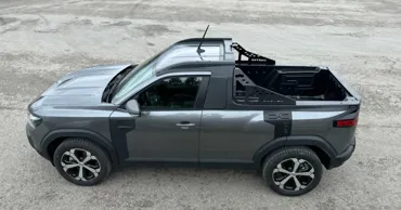 В продажу поступили оригинальные пикапы Duster с расходом 5,5 л на 100 км
