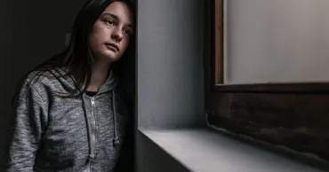 O femeie, constrânsă de propria mătușă să se prostitueze la 18 ani: Îmi era frică