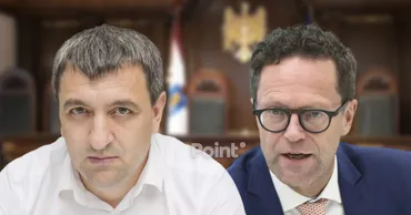 Карп: PAS не намерена менять фон Хебеля после решения Конституционного суда