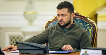 Зеленский продлил военное положение и мобилизацию в Украине еще на 90 дней