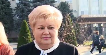 Депутат Регина Апосторлова.