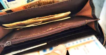 Un străin, prins la frontieră cu un permis de conducere fals. Ce pedeapsă a primit