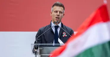 Мадьяр: Сийярто приехал в МИД и срочно уничтожает документы по санкциям