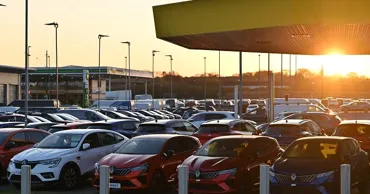 FT: Renault в выигрыше: пошлины Трампа не ударили по компании