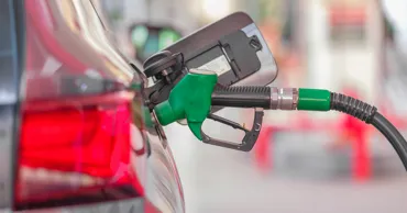 Ieftinirile continuă: Cu cât scade prețul la benzină și motorină miercuri